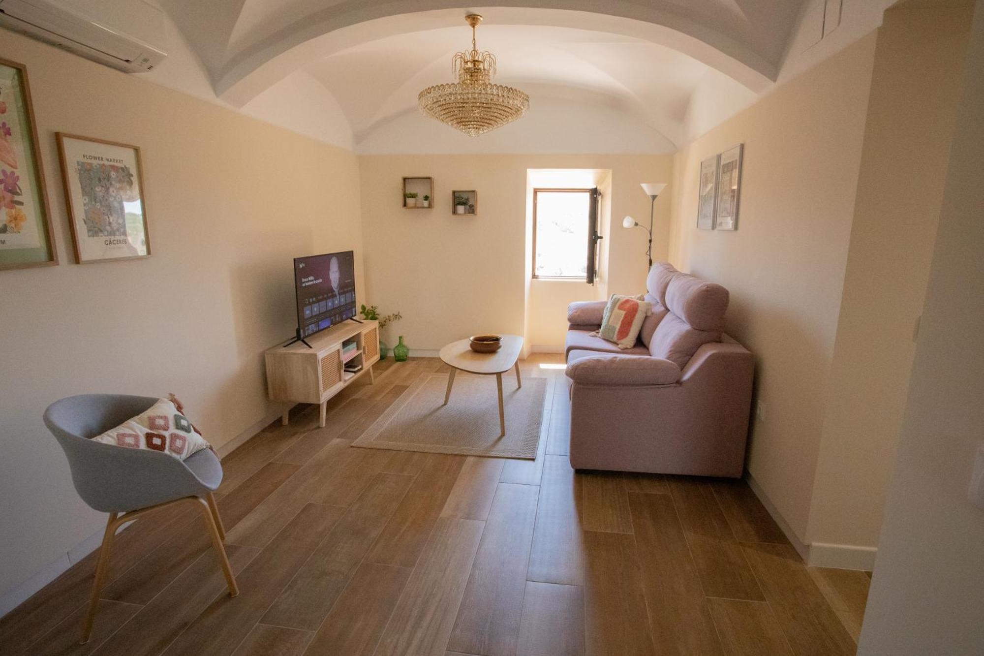 Apartamento Baluarte De Los Pozos Cáceres Exterior photo
